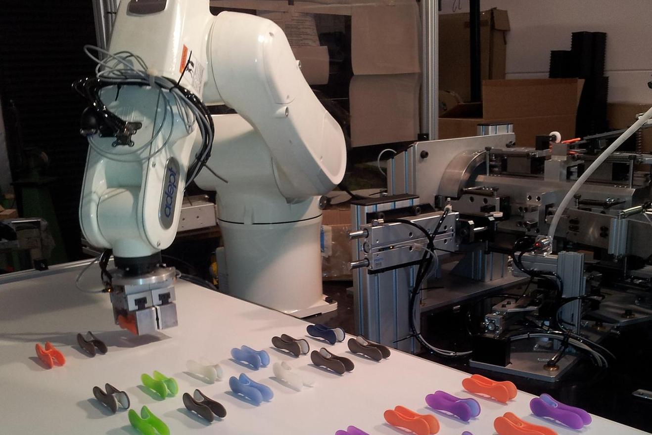machine assemblage robot poly articulé viper adept